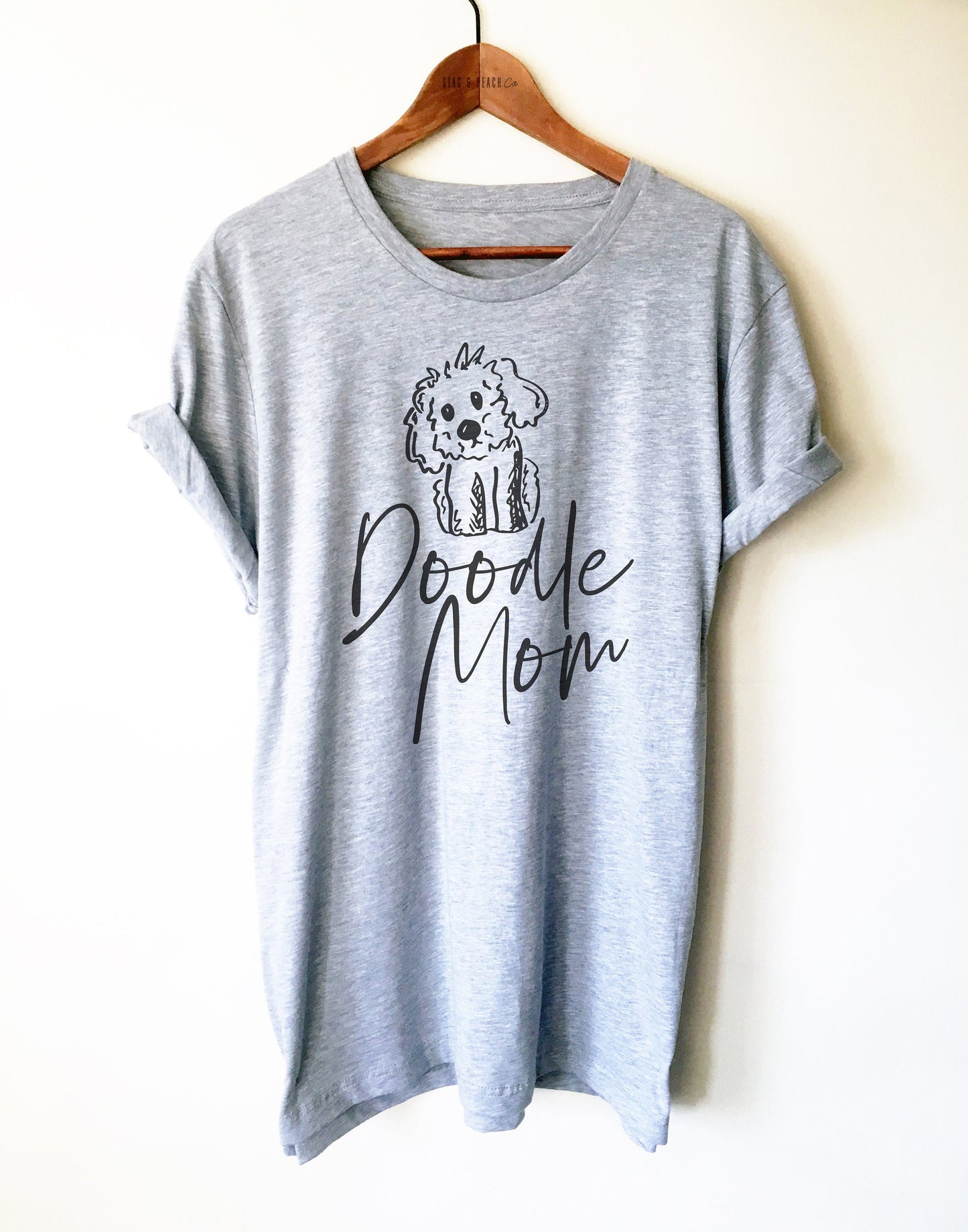 Doodle Mom Unisex Shirt - Golden
