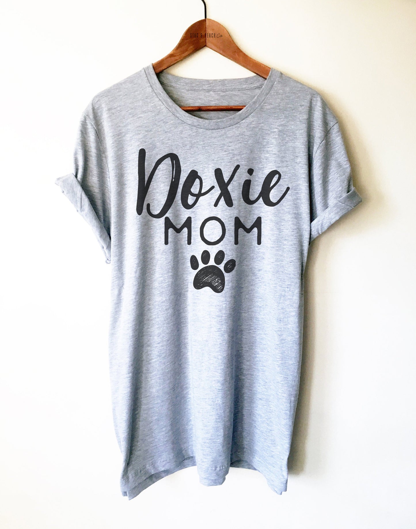 Doxie Mom Unisex Shirt -