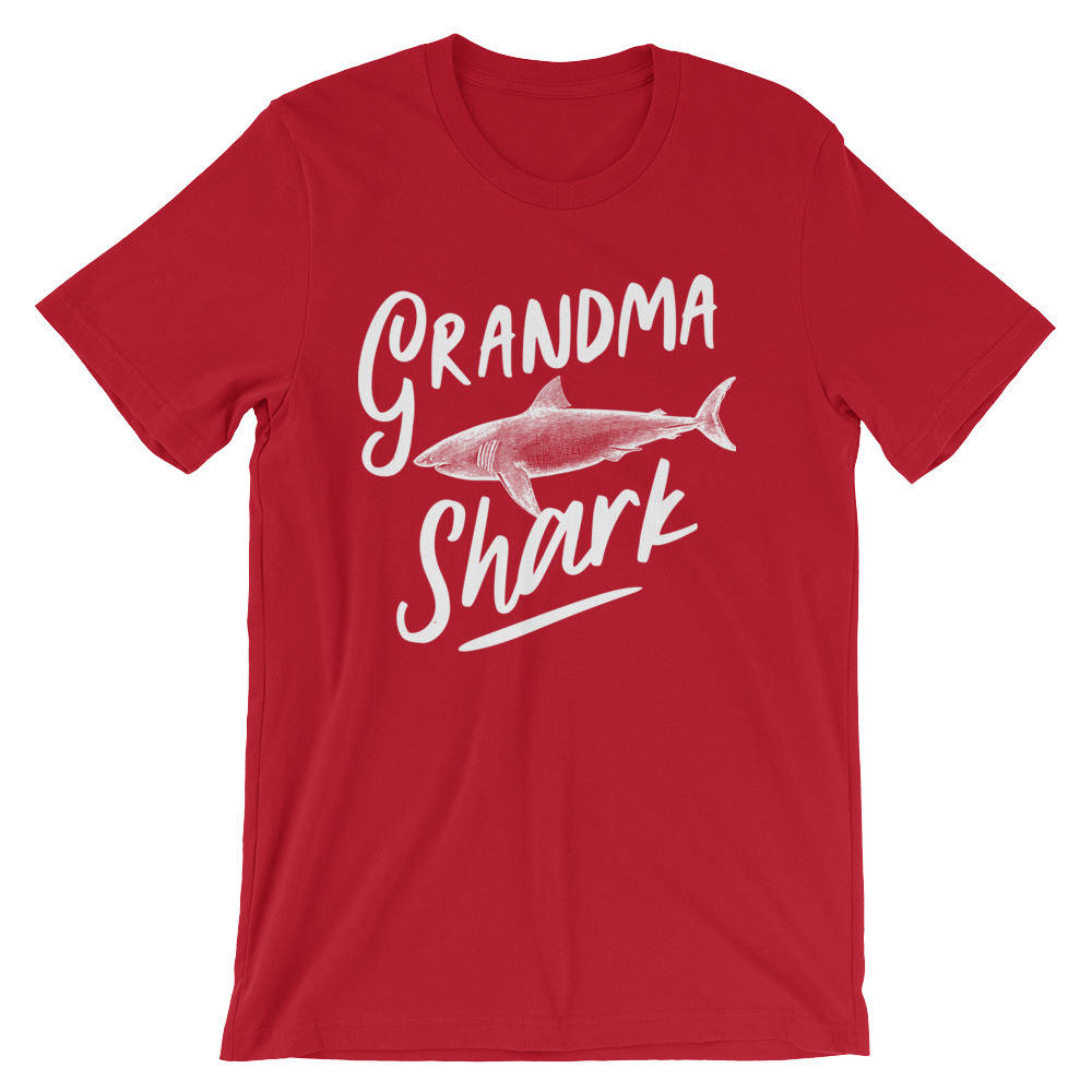 Grandma Shark Unisex T-Shirt - Pregnancy Announcement shirt - Grandma shirt - Grandma Gift - gift for grandma - new grandma - Stag & Peach Co