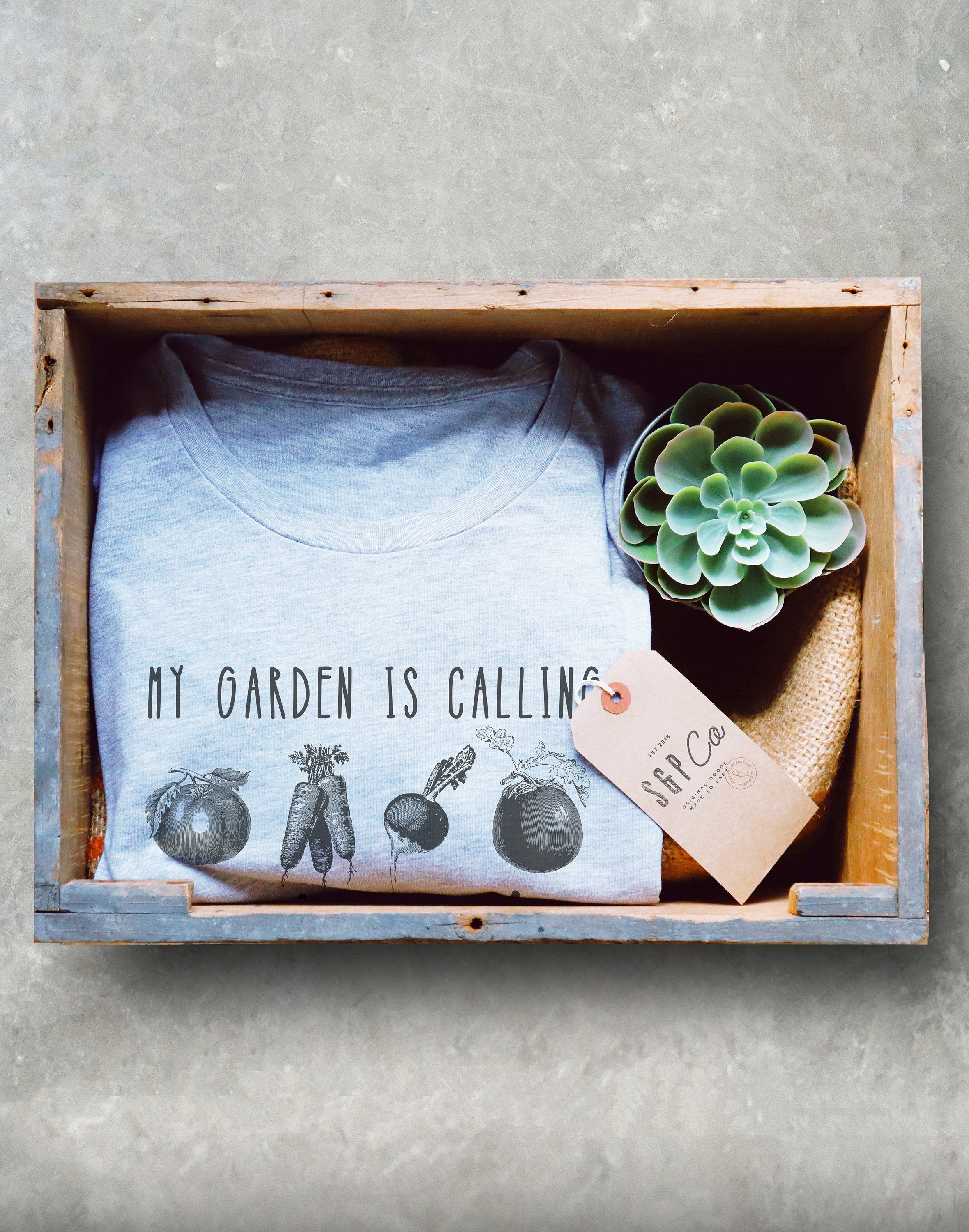 My Garden is Calling and I Must Grow Unisex T-Shirt - Gardener Shirt - Gardening Gift - Funny Sayings - Vegan Shirt - Plant Shirt - Stag & Peach Co