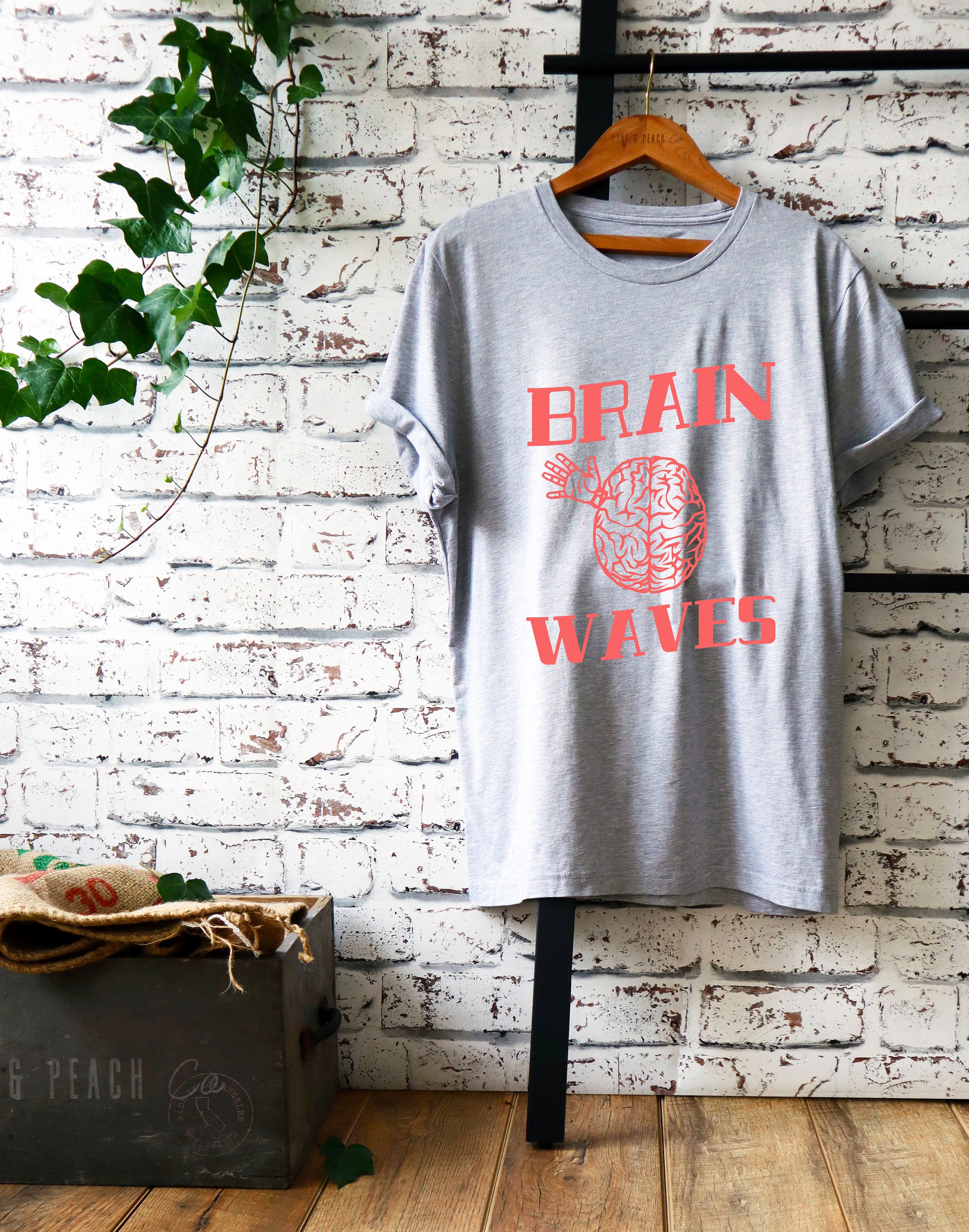Brain Waves Unisex Shirt - Science shirt, Science gift, Funny science shirt, Surgeon shirt, Science teacher gift, Surgeon gift, Geek shirt