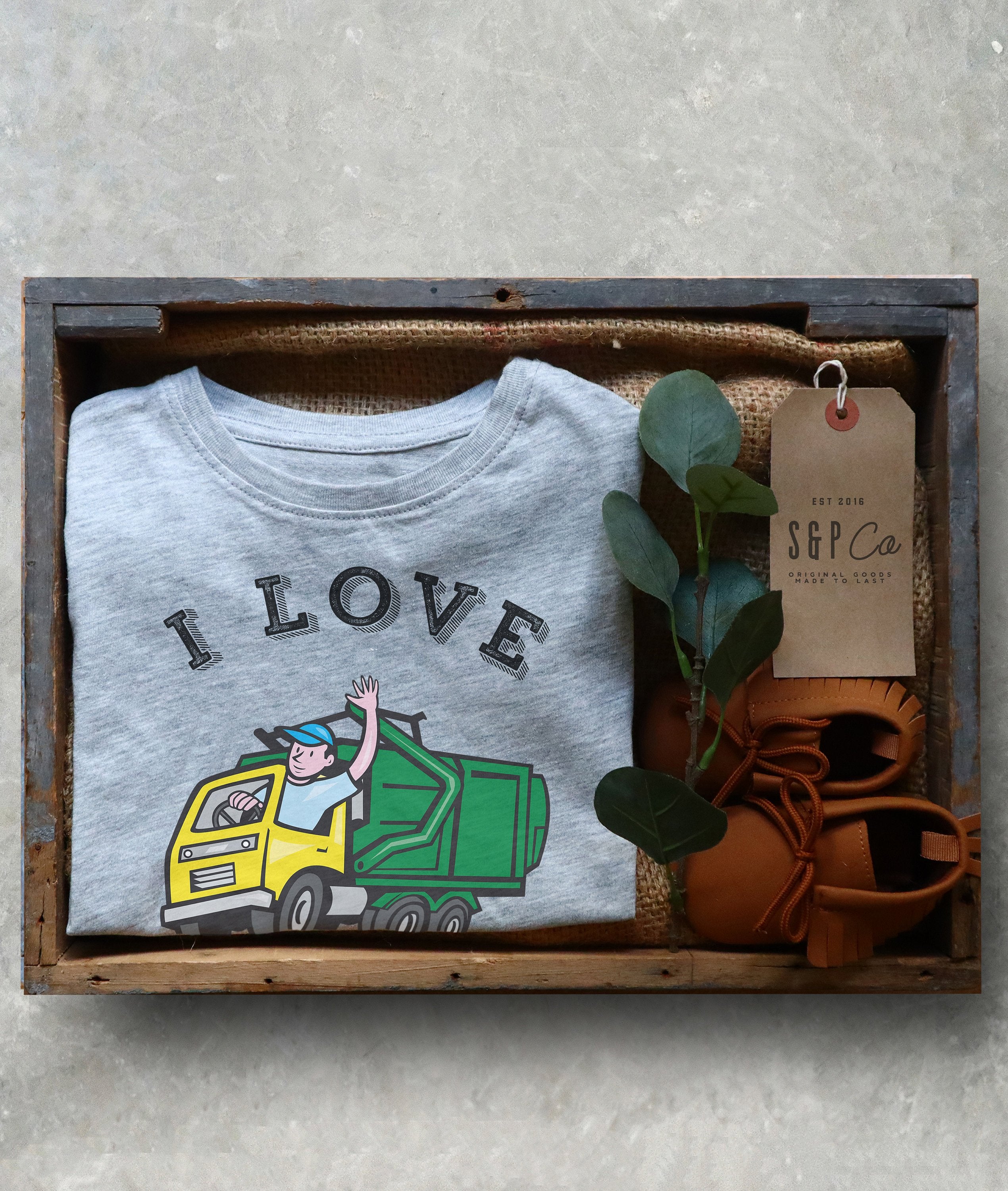 I Love Garbage Day Kids T-Shirt - - garbage truck shirt - Kids Truck Shirt - Girls Truck Shirt- Boys Garbage Truck Shirt - Stag & Peach Co
