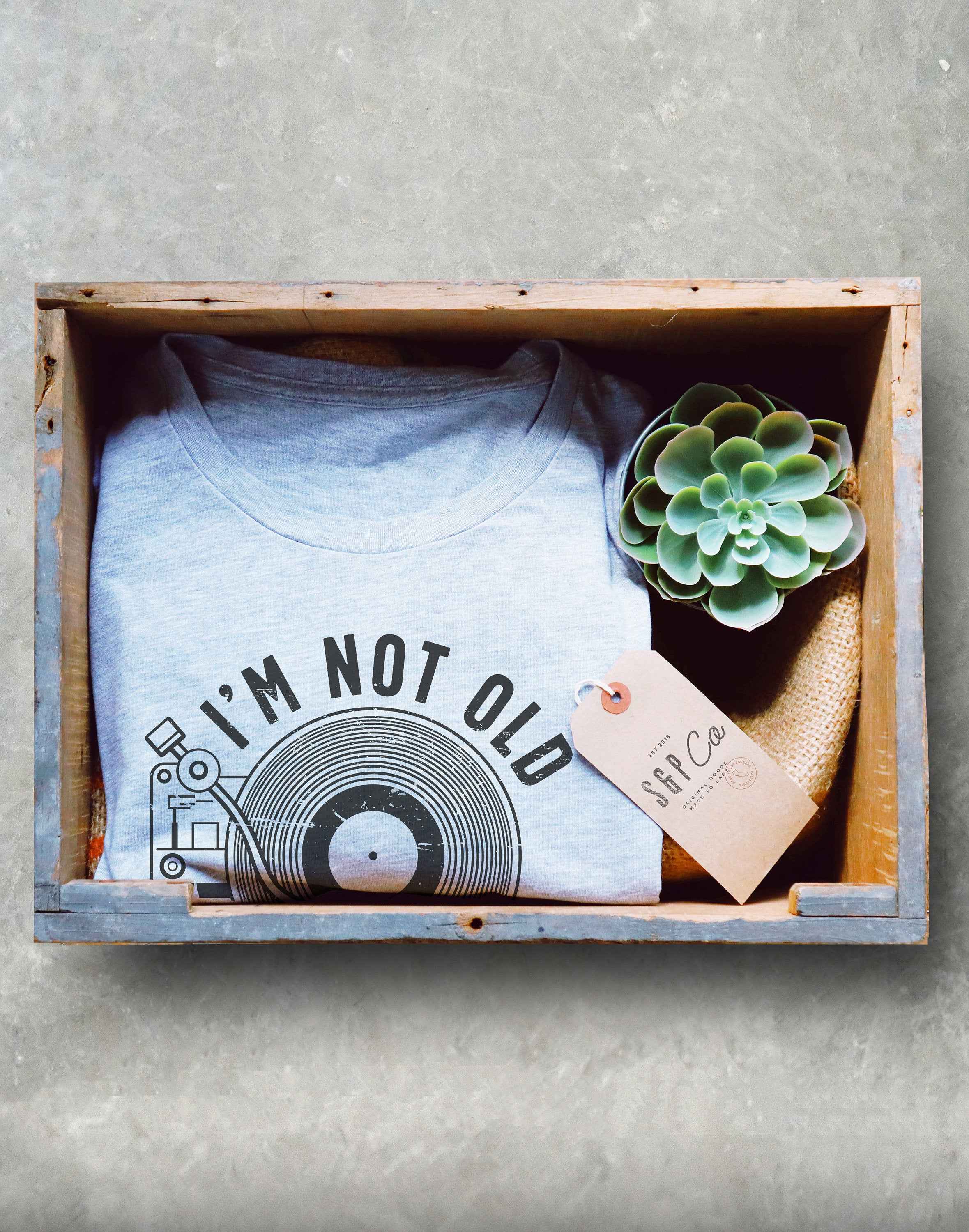 I'm Not Old I'm A Classic Unisex Shirt - 40th Birthday Shirt, 50th Birthday Gift, 60th Bday Shirt, Gift For Dad, Grandpa Shirt, Vinyl Shirt