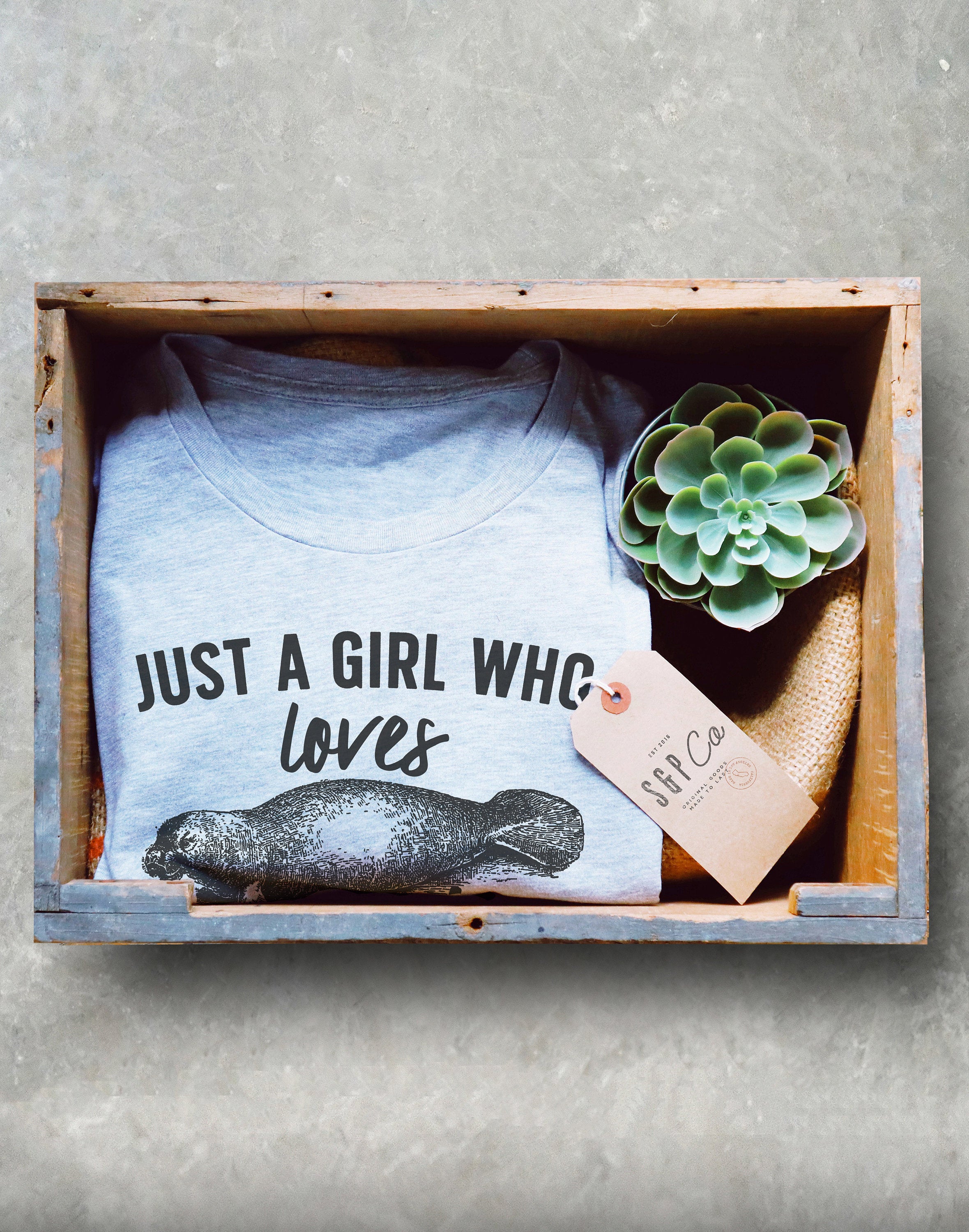 Just A Girl Who Loves Manatees Unisex Shirt - Manatee Lover Gift, Sea Cow Shirt, Sea Creature T-Shirt, Floaty Potato Shirt, Marine Biologist - Stag & Peach Co