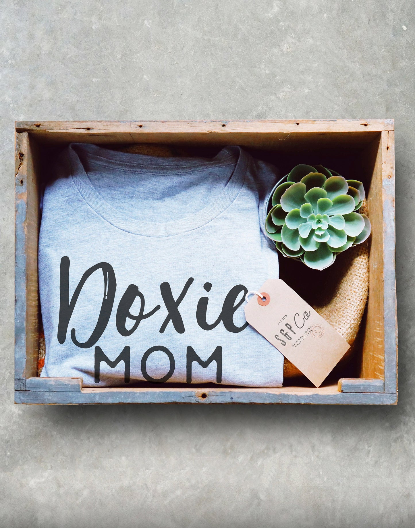 Doxie Mom Unisex Shirt -