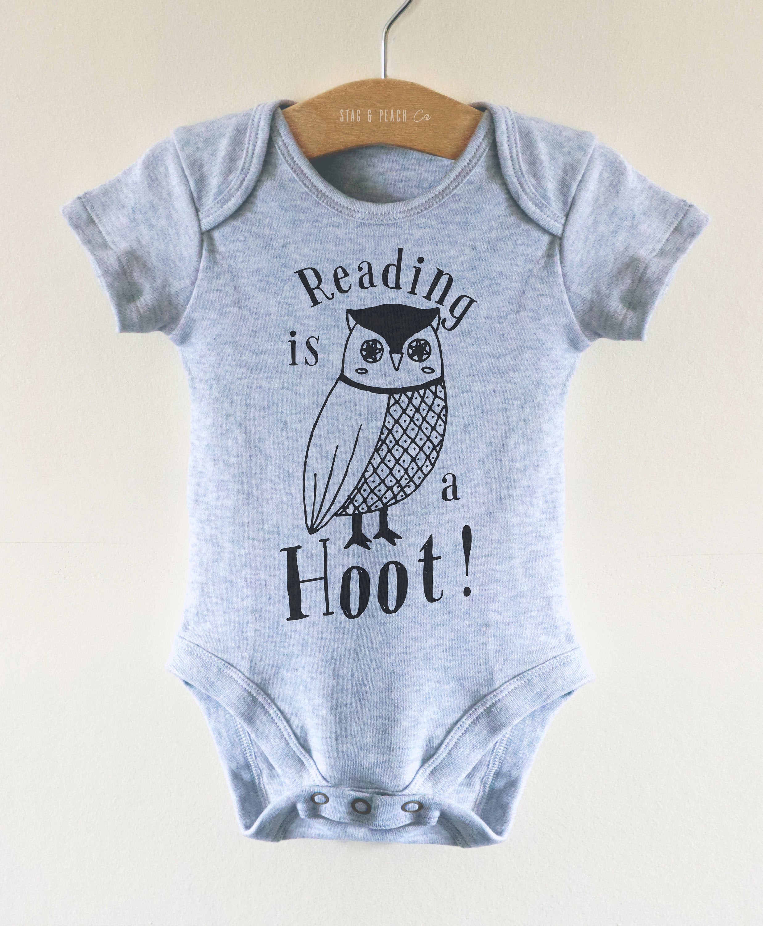 Book Lover Baby Bodysuit - Stag & Peach Co
