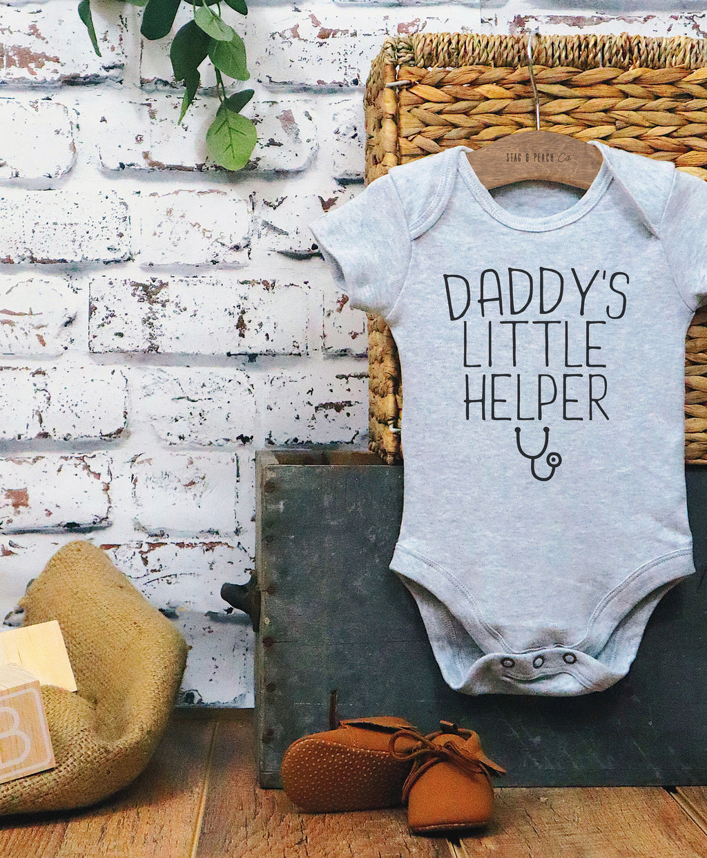 Daddy’s Little Helper Baby Bodysuit - Stag & Peach Co